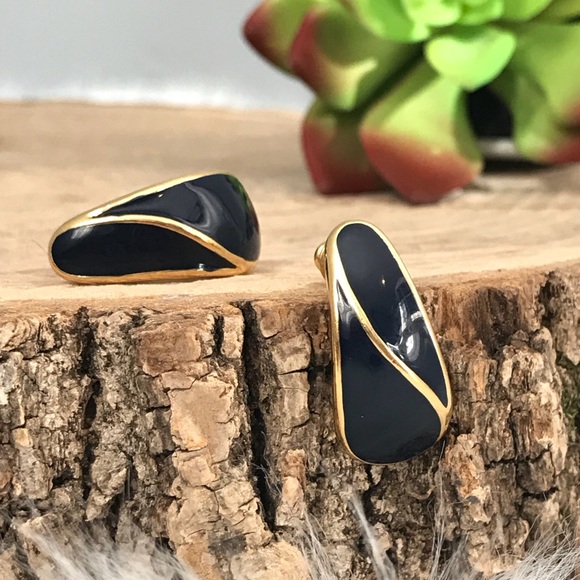 Trifari Jewelry - Vintage Navy and Gold Stud Earrings